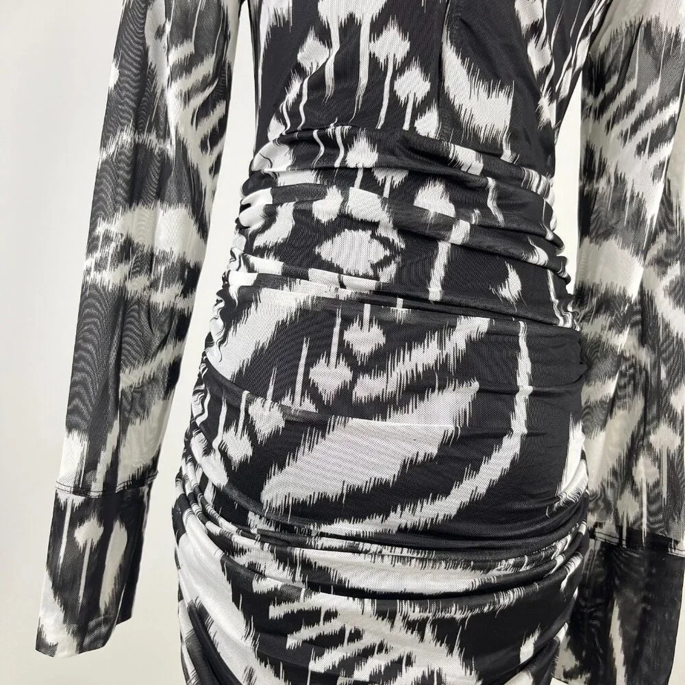 NWOT Farm Rio Pineapple Ikat Tulle Midi Dress Long Sleeves Size XS Black White